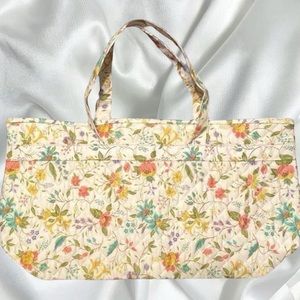 Floral quilted bag